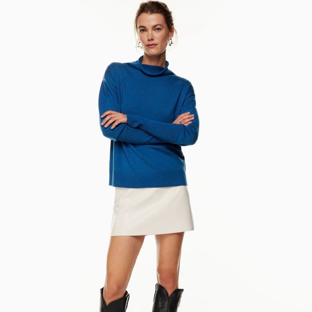 Aritzia Wilfred Cyprie 100% Merino Wool Sweater